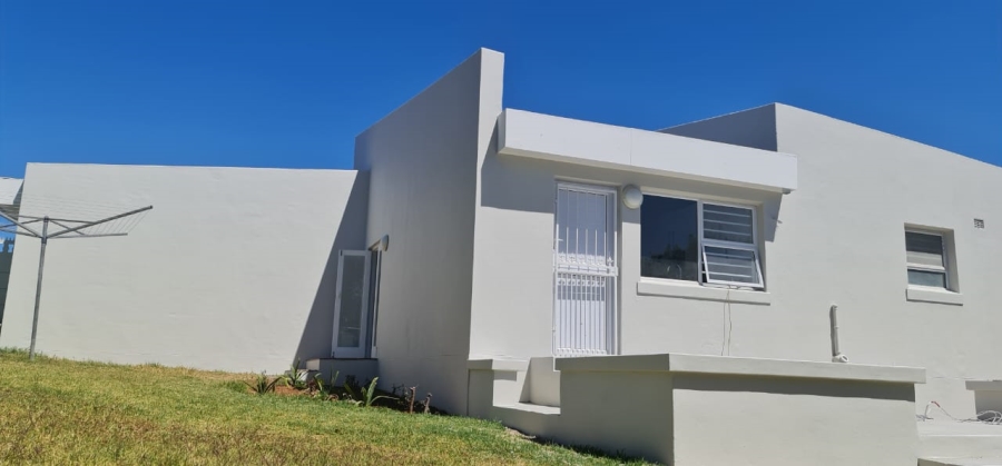 To Let 3 Bedroom Property for Rent in Protea Valley Western Cape